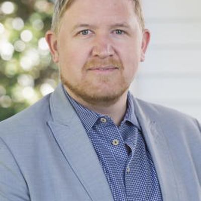 Gavin S. Davies